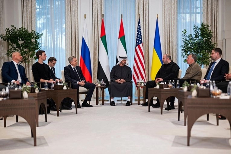 SAD se ipak uključuje u pregovore Ukrajine i Rusije u Abu Dhabiju